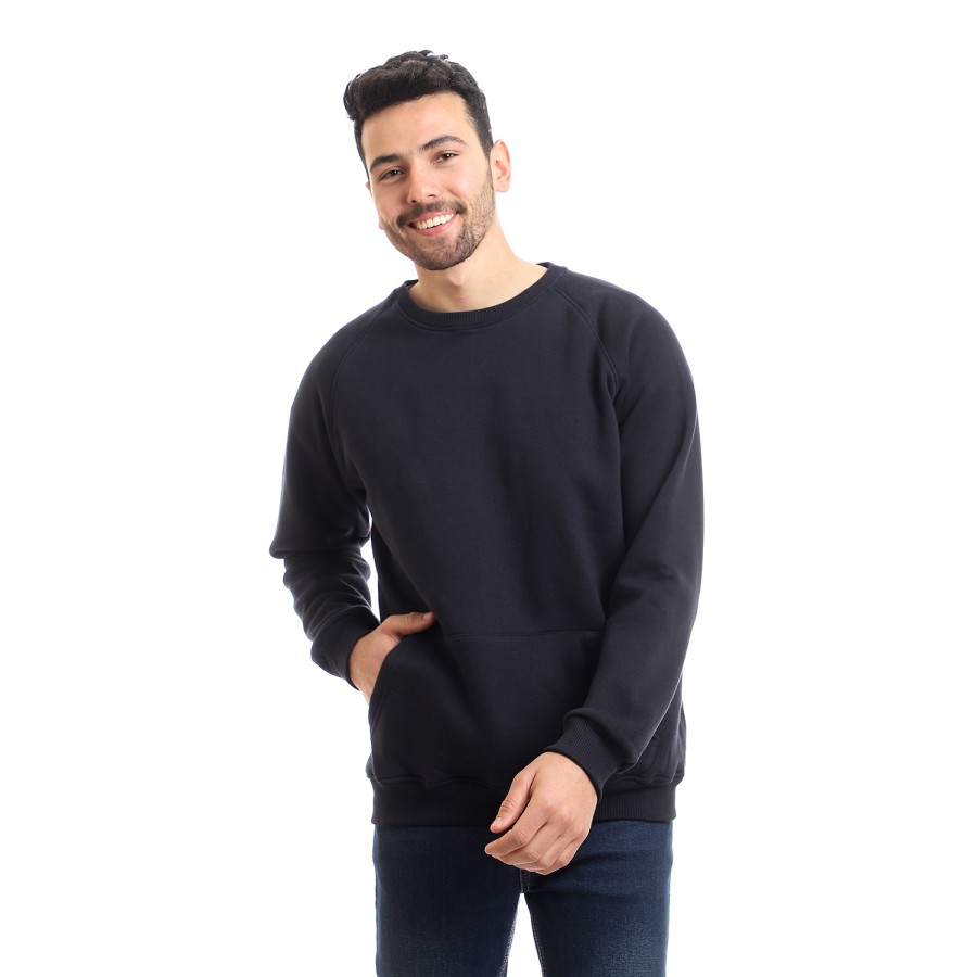 Round neck men's sweatshirt