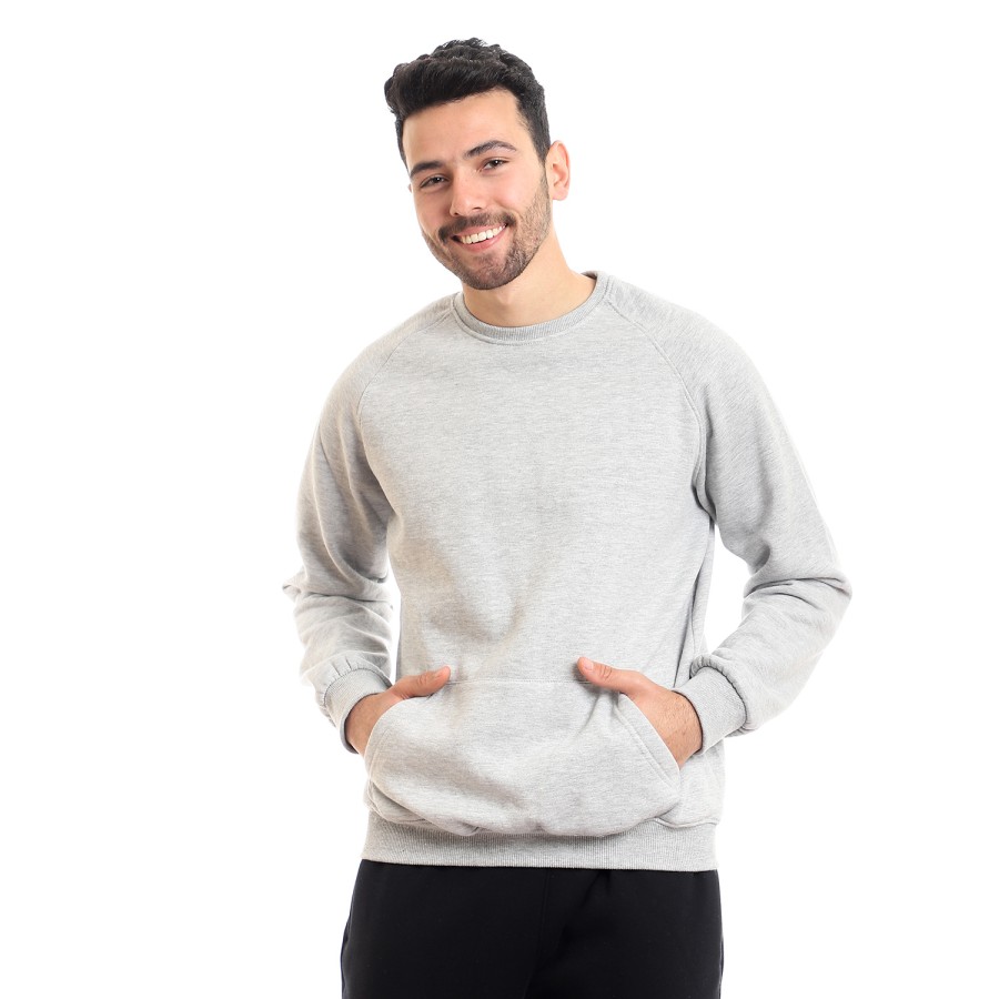 Round neck men's sweatshirt