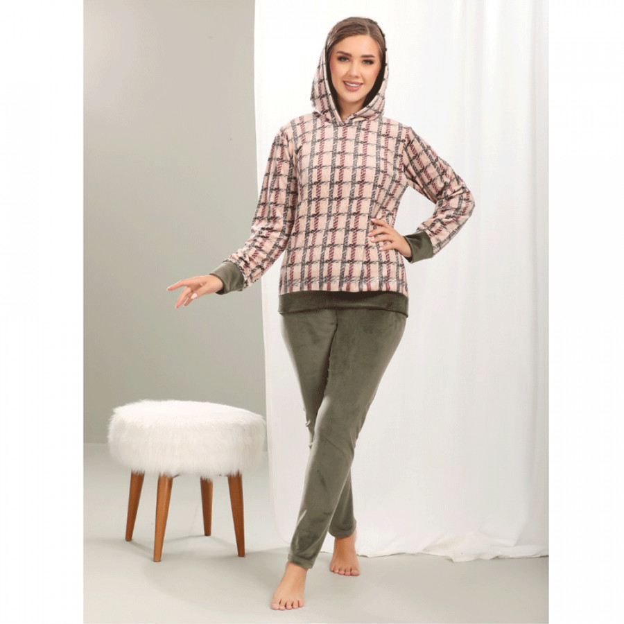 بيجامة حريمي كاروه